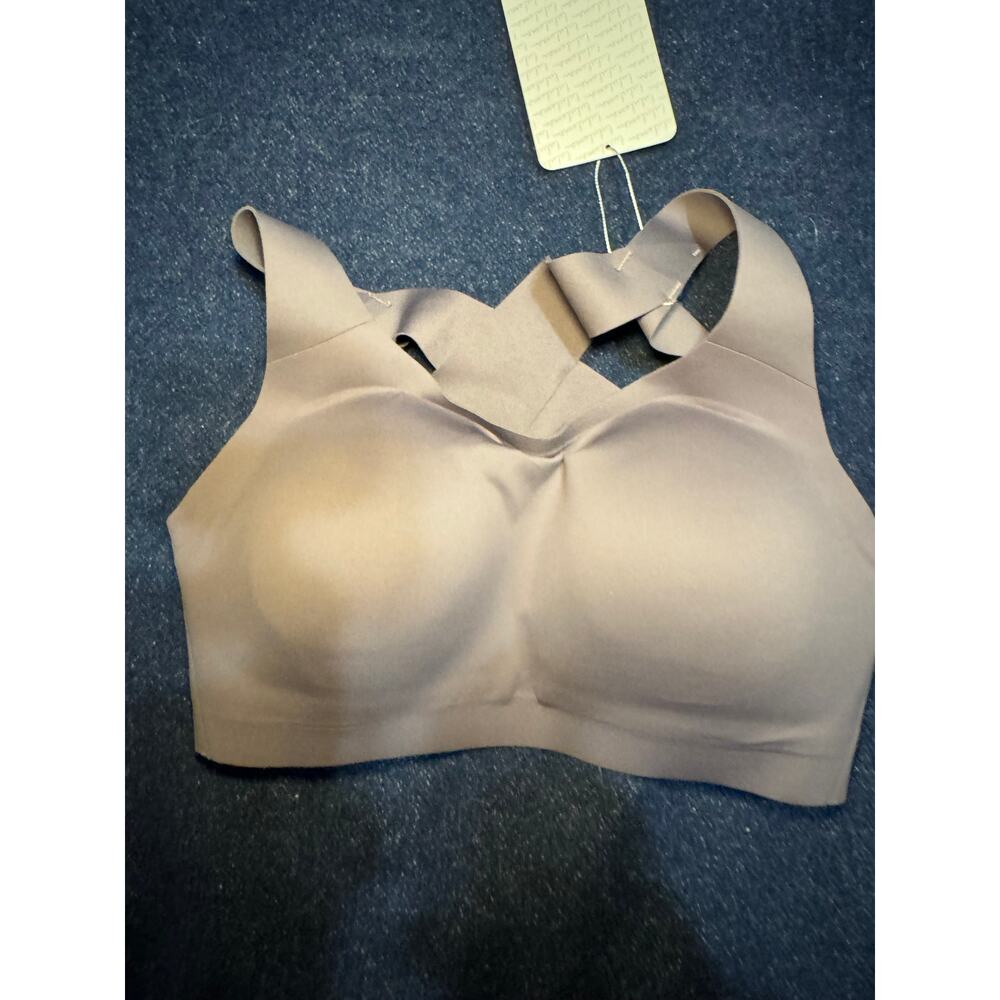 Lululemon Enlite Running Bra 32D Back Closure New